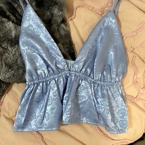 Revolve top